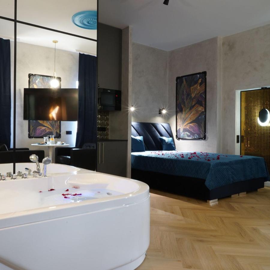 Apartament Z Jacuzzi W Sercu Krakowa المظهر الخارجي الصورة